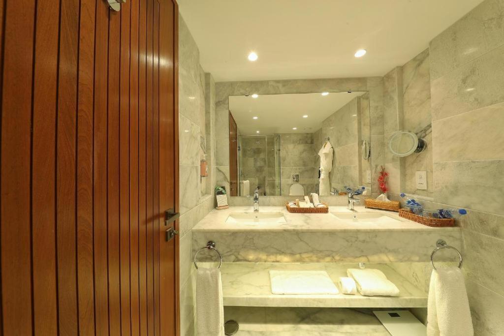 Peshawar Serena Hotel Kültér fotó